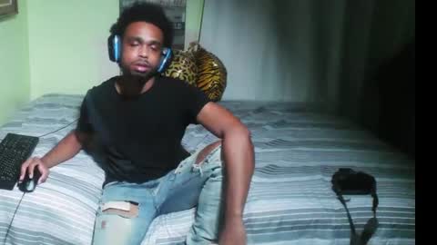 romeotyn online show from October 16, 1:05 am