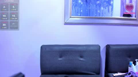 Snapshot of romina017 chatting on February 26, 5:35 am Romi online show from February 26, 5:35 am