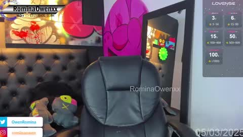 Snapshot of rominaowenxx chatting on March 5, 5:40 am ROMINA OWEN online show from March 5, 5:40 am