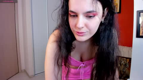 Roni online show from December 26, 6:54 pm