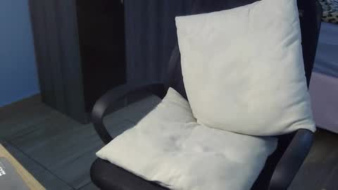 ronny online show from February 27, 9:07 pm