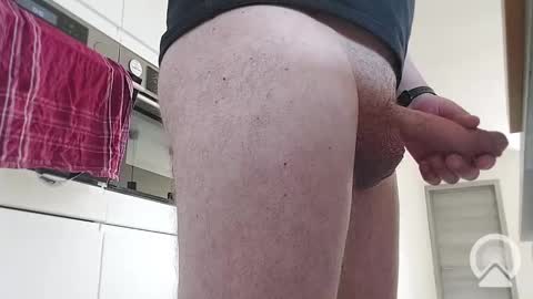 Snapshot of ronny8_5 chatting on February 14, 9:34 am ronny8_5 online show from February 14, 9:34 am