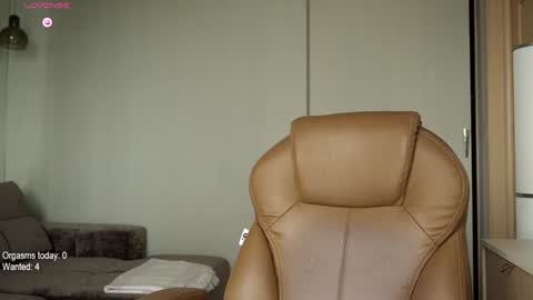 Snapshot of ronny_ponny chatting on September 17, 9:24 am RonnyPonny online show from September 17, 9:24 am