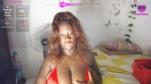 Snapshot of roos_veyker chatting on February 14, 2:50 am roos_veyker online show from February 14, 2:50 am