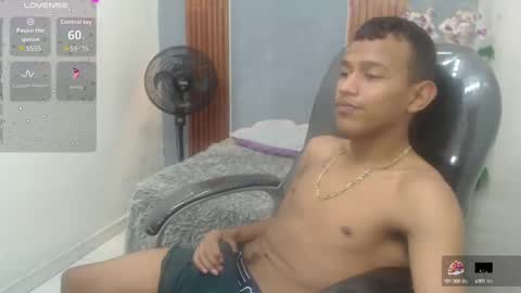 Snapshot of rory_castro chatting on September 10, 11:39 pm RORY CASTRO online show from September 10, 11:39 pm