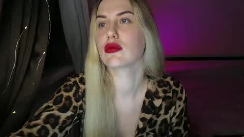 Rosali online show from November 28, 5:31 pm