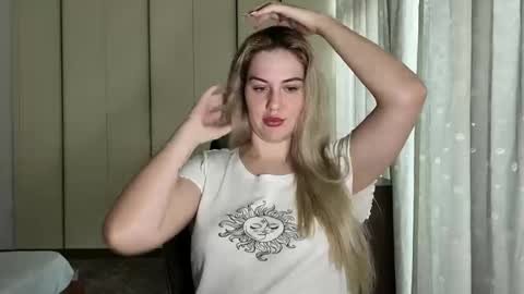 Rosali online show from December 15, 10:00 am