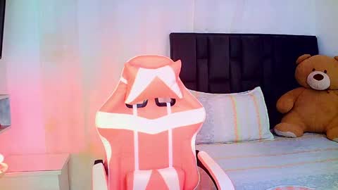 Rosalinda online show from April 11, 7:45 am