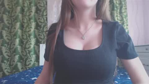 RosalNiils online show from February 13, 11:28 am