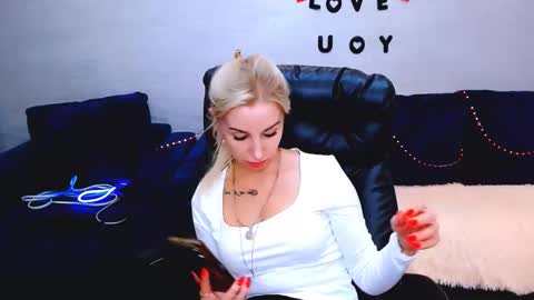 rose  shine online show from September 26, 10:56 am