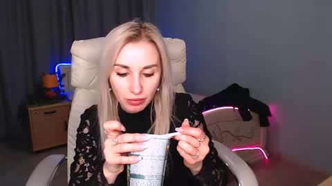 rose  shine online show from February 2, 10:46 am