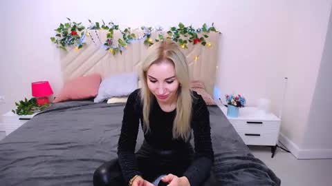 rose  shine online show from October 30, 11:22 am