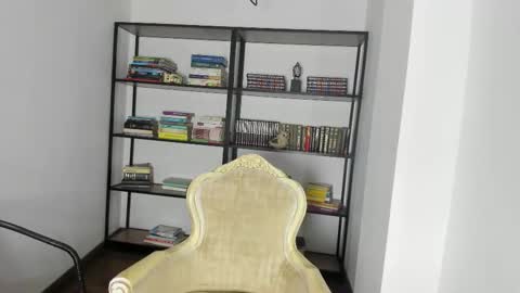 Rose allure online show from February 15, 11:42 am