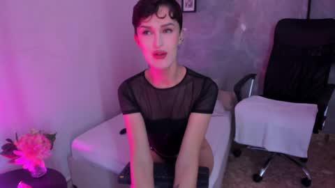 Rose online show from March 5, 1:52 am