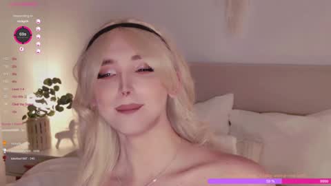 Snapshot of rose_monarch chatting on January 10, 2:25 am Rose online show from January 10, 2:25 am