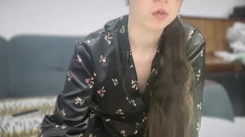 Rose and the Collector online show from September 26, 5:04 am