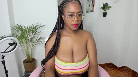 Snapshot of rosebig chatting on February 14, 8:26 pm RoseBig online show from February 14, 8:26 pm