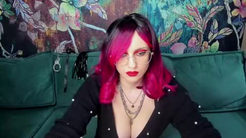 Rosebloom online show from April 4, 3:52 pm