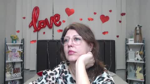 RoseHille online show from March 28, 6:15 am