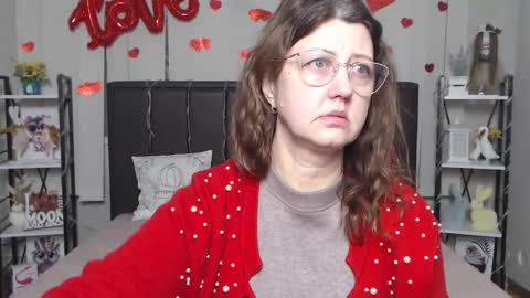 RoseHille online show from January 17, 6:23 am