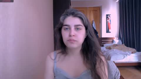 Snapshot of roselina_ chatting on March 2, 7:10 am Rose online show from March 2, 7:10 am