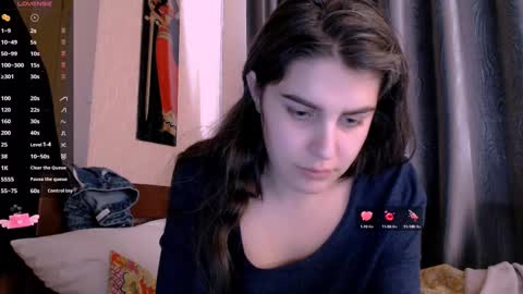 Snapshot of roselina_ chatting on February 13, 12:11 pm Rose online show from February 13, 12:11 pm