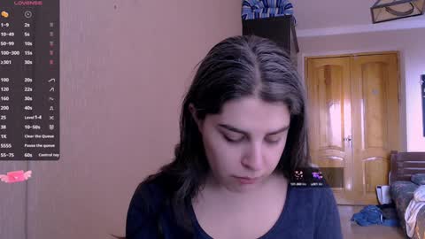 Snapshot of roselina_ chatting on February 1, 7:47 am Rose online show from February 1, 7:47 am