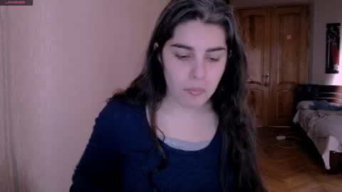Snapshot of roselina_ chatting on February 8, 7:15 am Rose online show from February 8, 7:15 am