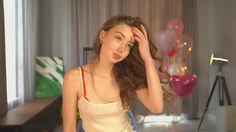 Elsa online show from October 13, 4:25 am