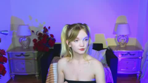 Sweety Kate online show from September 9, 11:43 am