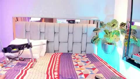 Rose online show from March 19, 6:30 am