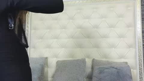 Gabriela online show from October 27, 6:02 am