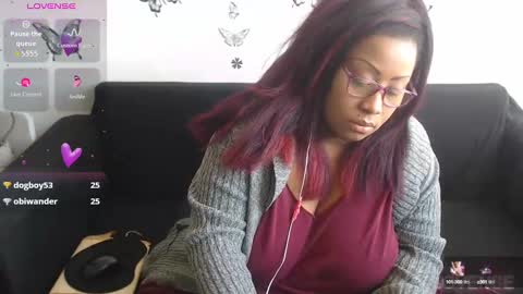 Snapshot of rosexmary chatting on September 11, 9:05 pm LAURA online show from September 11, 9:05 pm
