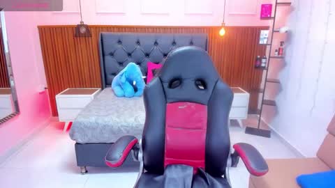 ROSSI online show from October 6, 7:20 pm