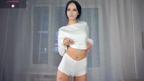 Edwina online show from October 17, 5:11 am