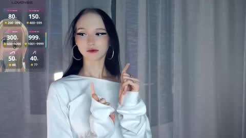 Edwina online show from October 24, 4:24 am