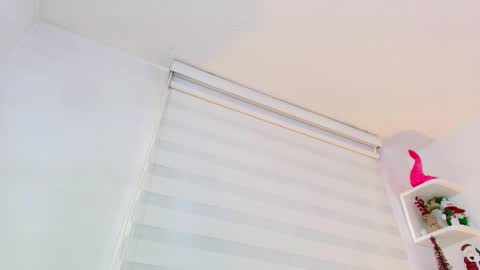   online show from February 13, 7:39 pm