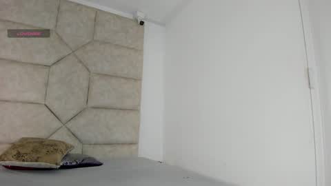 Snapshot of rosse_evans_3 chatting on September 11, 12:45 am rosse_evans_3 online show from September 11, 12:45 am