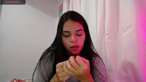 Snapshot of rossebunny25 chatting on September 30, 1:54 pm Rosse online show from September 30, 1:54 pm