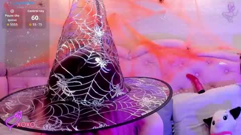 rossiie_hunt_ online show from October 11, 6:22 pm