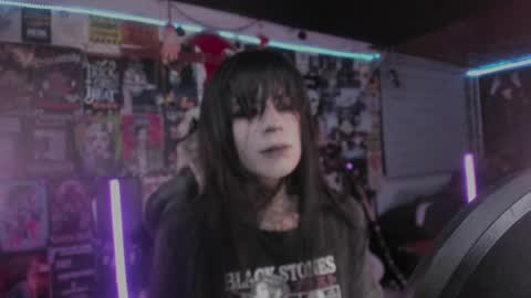 rot online show from April 6, 11:39 pm