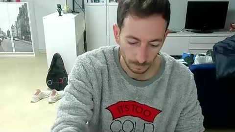 roubarixx online show from December 5, 8:27 am