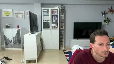 roubarixx online show from April 4, 7:37 am