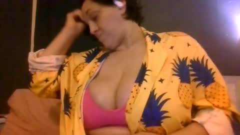 No More Vanilla online show from January 8, 8:20 am