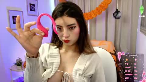 Rousee online show from October 18, 2:43 pm