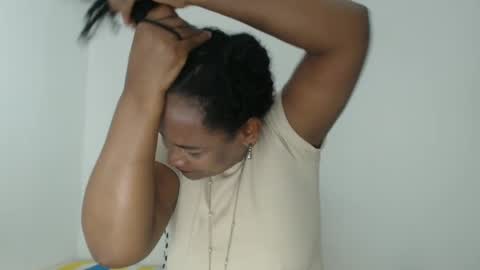 luxa online show from September 13, 8:00 pm