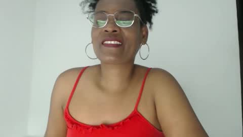 luxa online show from October 27, 12:05 pm