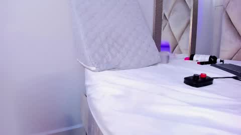 Rouss  online show from October 25, 11:05 pm