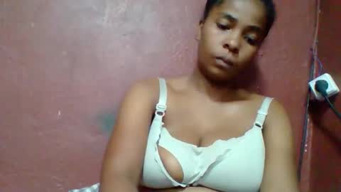 rovaelyah online show from April 9, 6:19 am