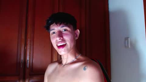 rowanboy23 online show from September 16, 4:04 am